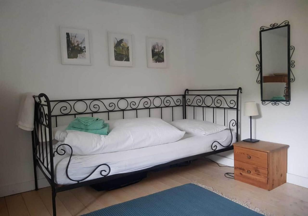 Aeltestes Haus In Quentel - Ferienwohnung 1 Mit Kleinem Garten Lichtenau Dış mekan fotoğraf